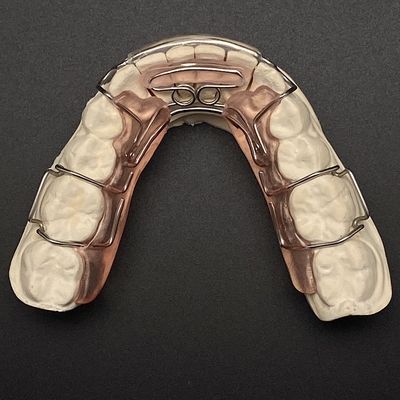 kaufen Comfortable Stainless Steel Acrylic Hawley Retainer Effective Orthodontic Solution online manufacture